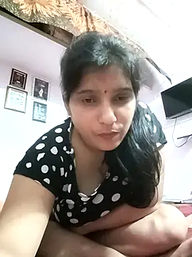 Snapshot of aliya-jaan71 chatting on 30, 4, 2026 aliya-jaan71 online show from 30, 4, 2026