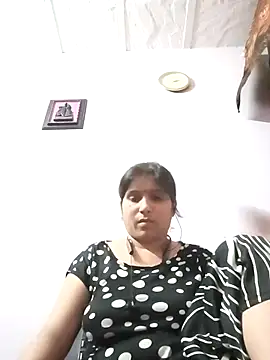 Snapshot of aliya-jaan71 chatting on 1, 5, 2026 aliya-jaan71 online show from 1, 5, 2026