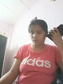 Snapshot of aliya-jaan71 chatting on 11, 7, 2026 aliya-jaan71 online show from 11, 7, 2026
