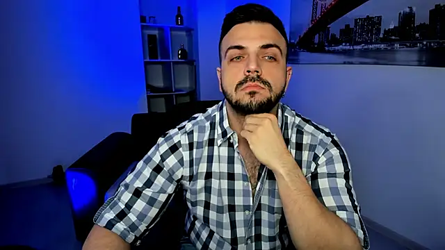 Snapshot of Jace_Thorne chatting on 17, 12, 2025 Jace Thorne online show from 17, 12, 2025