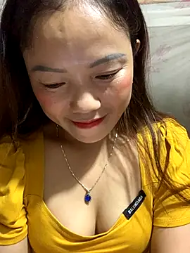 Snapshot of _losrt_cherry_ chatting on 14, 10, 2025  losrt cherry  online show from 14, 10, 2025