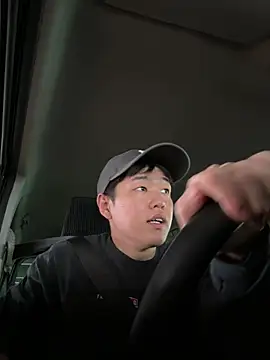 Snapshot of KAMESAN08 chatting on 21, 3, 2026 KAMESAN08 online show from 21, 3, 2026