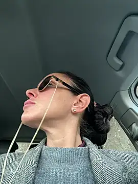 ainaht online show from 27, 2, 2026