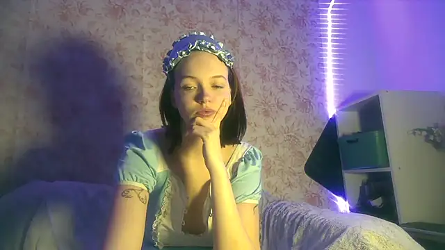Snapshot of MaitresseMermaid chatting on 4, 4, 2026 MaitresseMermaid online show from 4, 4, 2026