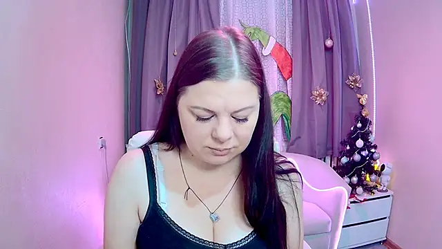 BritneyRaine online show from 2, 12, 2025