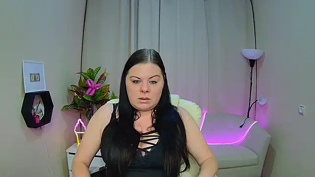 Snapshot of BritneyRaine chatting on 17, 3, 2026 BritneyRaine online show from 17, 3, 2026