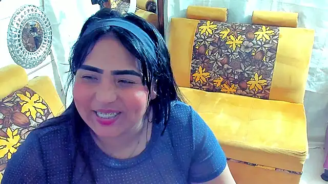 Girl luna  online show from 16, 10, 2025