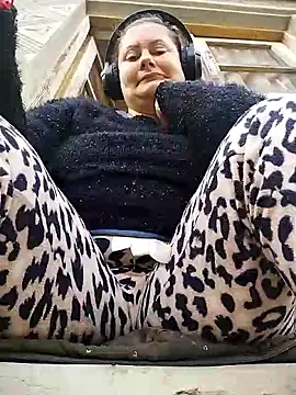 Snapshot of Flacara100 chatting on 16, 4, 2026 Flacara100 online show from 16, 4, 2026