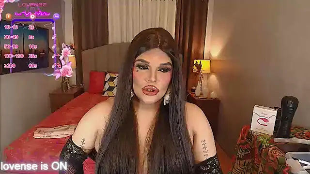Snapshot of InsatiableSexQueen chatting on 31, 10, 2025 InsatiableSexQueen online show from 31, 10, 2025