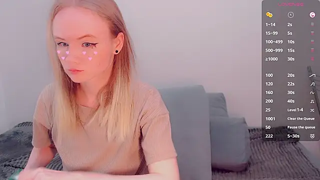 Snapshot of AliceNya_cute chatting on 17, 4, 2026 AliceNya cute online show from 17, 4, 2026