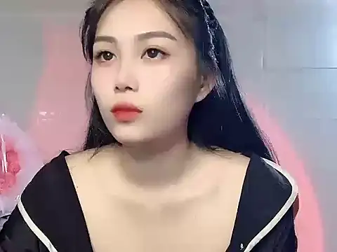 Lyly4757 online show from 7, 11, 2025