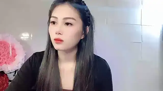 Lyly4757 online show from 17, 11, 2025