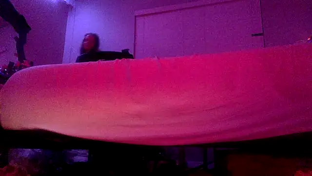 Snapshot of Texxaspearl chatting on 5, 4, 2026 Texxaspearl online show from 5, 4, 2026