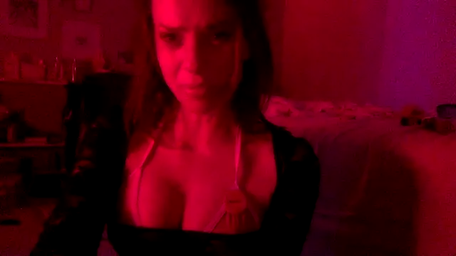 Snapshot of Texxaspearl chatting on 6, 4, 2026 Texxaspearl online show from 6, 4, 2026