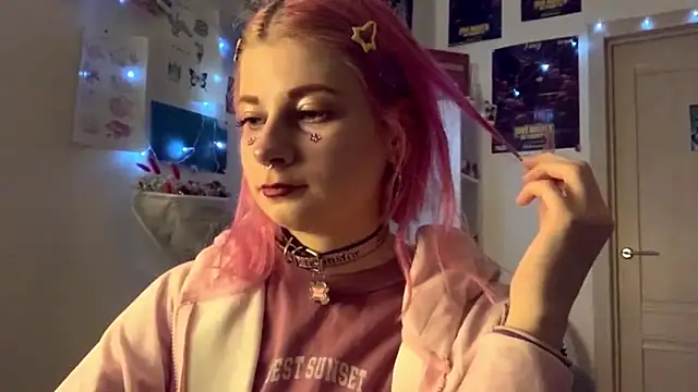 Snapshot of PinkVampire chatting on 23, 9, 2025 PinkVampire online show from 23, 9, 2025