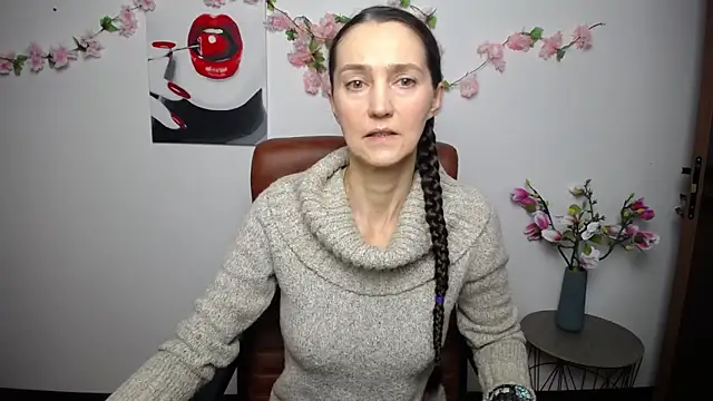 TayaFinch online show from 7, 11, 2025