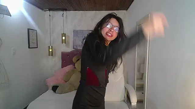 alllyson  online show from 3, 12, 2025