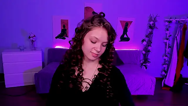 Snapshot of BetsyKiss chatting on 28, 4, 2026 BetsyKiss online show from 28, 4, 2026