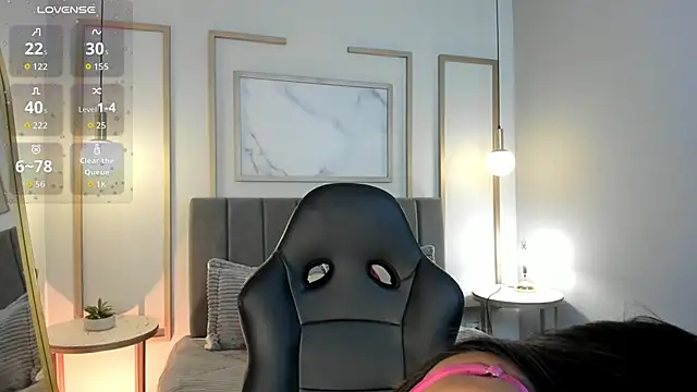 Tiffany Low online show from 17, 3, 2026