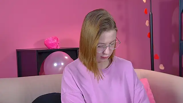 Snapshot of BeatriceBinoche chatting on 20, 3, 2026 BeatriceBinoche online show from 20, 3, 2026