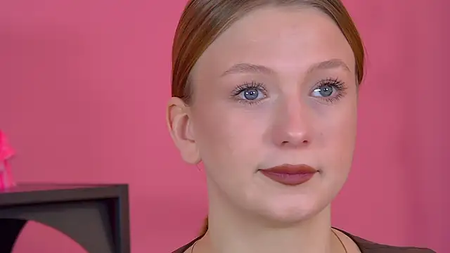 Snapshot of BeatriceBinoche chatting on 21, 3, 2026 BeatriceBinoche online show from 21, 3, 2026