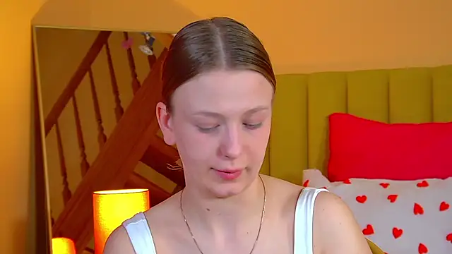 Snapshot of BeatriceBinoche chatting on 15, 4, 2026 BeatriceBinoche online show from 15, 4, 2026