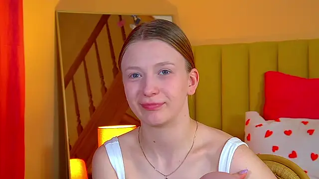 Snapshot of BeatriceBinoche chatting on 15, 4, 2026 BeatriceBinoche online show from 15, 4, 2026