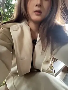 yuki june online show from 10, 2, 2026