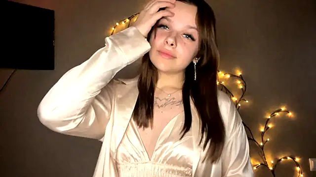 Snapshot of Vickypiki chatting on 30, 9, 2025 Vickypiki online show from 30, 9, 2025