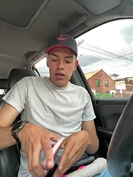 mattebret11 online show from 18, 9, 2025