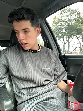 mattebret11 online show from 24, 9, 2025