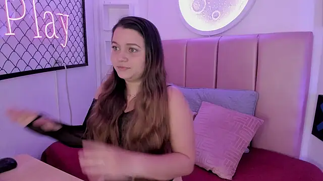 Snapshot of sophiee09_ chatting on 2, 10, 2025 sophiee09 online show from 2, 10, 2025