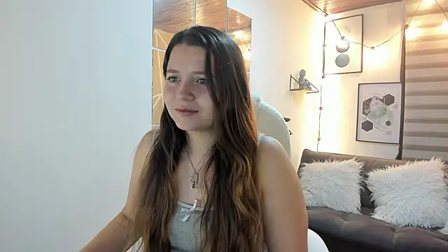 Snapshot of sophiee09_ chatting on 10, 10, 2025 sophiee09 online show from 10, 10, 2025