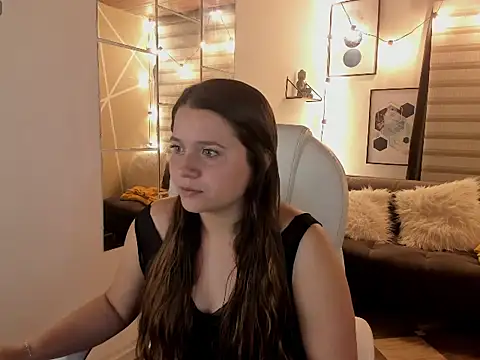 Snapshot of sophiee09_ chatting on 15, 10, 2025 sophiee09 online show from 15, 10, 2025