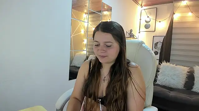 Snapshot of sophiee09_ chatting on 20, 10, 2025 sophiee09 online show from 20, 10, 2025