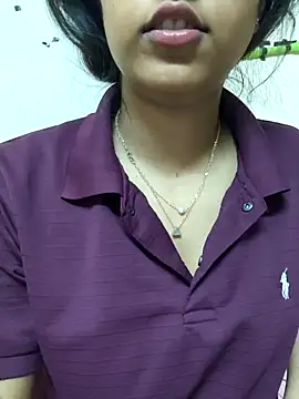 Snapshot of reetika6375 chatting on 16, 3, 2026 reetika6375 online show from 16, 3, 2026