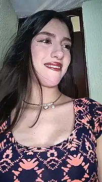 Snapshot of Emily-hottson chatting on 14, 1, 2026 Emily-hottson online show from 14, 1, 2026