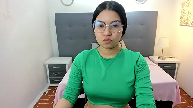 Snapshot of chaneelstark chatting on 30, 11, 2025 chaneelstark online show from 30, 11, 2025