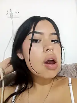 Snapshot of Emily_Cat18 chatting on 7, 10, 2025 Emily Cat18 online show from 7, 10, 2025
