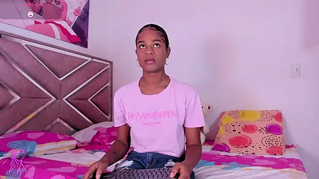 Snapshot of Cristal_Deep_ass chatting on 8, 3, 2026 Cristal Deep ass online show from 8, 3, 2026