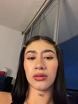 Snapshot of camila1_torres_ chatting on 9, 3, 2026 camila1 torres online show from 9, 3, 2026