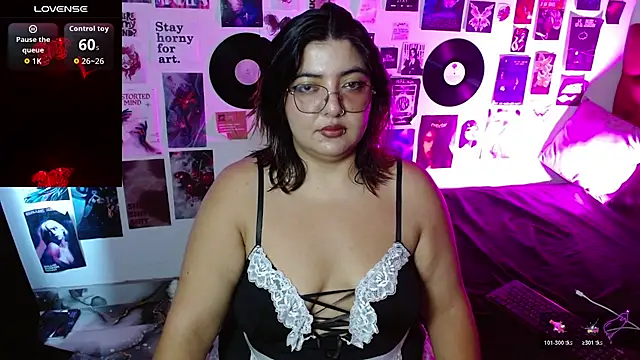 Roxy f w online show from 9, 4, 2026