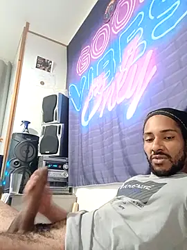 Mikaaa97 online show from 5, 4, 2026