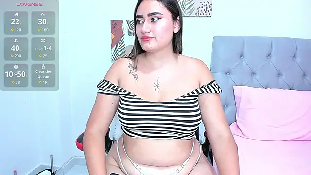 mia hajar333 online show from 4, 10, 2025