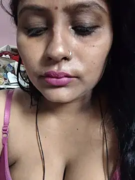 Snapshot of Jasmine_Januja chatting on 17, 5, 2026 Jasmine Januja online show from 17, 5, 2026