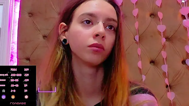 Snapshot of CoraVex chatting on 4, 3, 2026 CoraVex online show from 4, 3, 2026