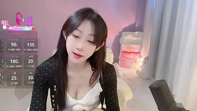 Snapshot of ai-ai-mi chatting on 25, 11, 2025 ai-ai-mi online show from 25, 11, 2025