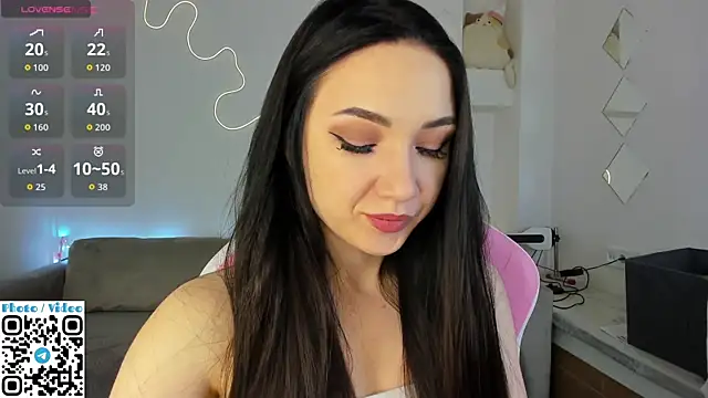 Helen Spark online show from 22, 10, 2025