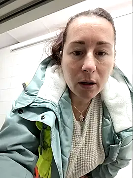 bichota85 online show from 5, 2, 2026