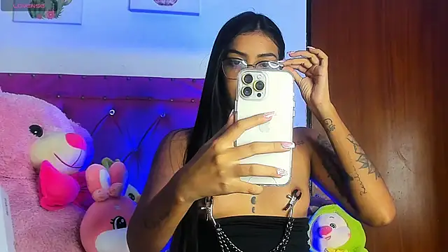 dahiiangomezz online show from 1, 10, 2025